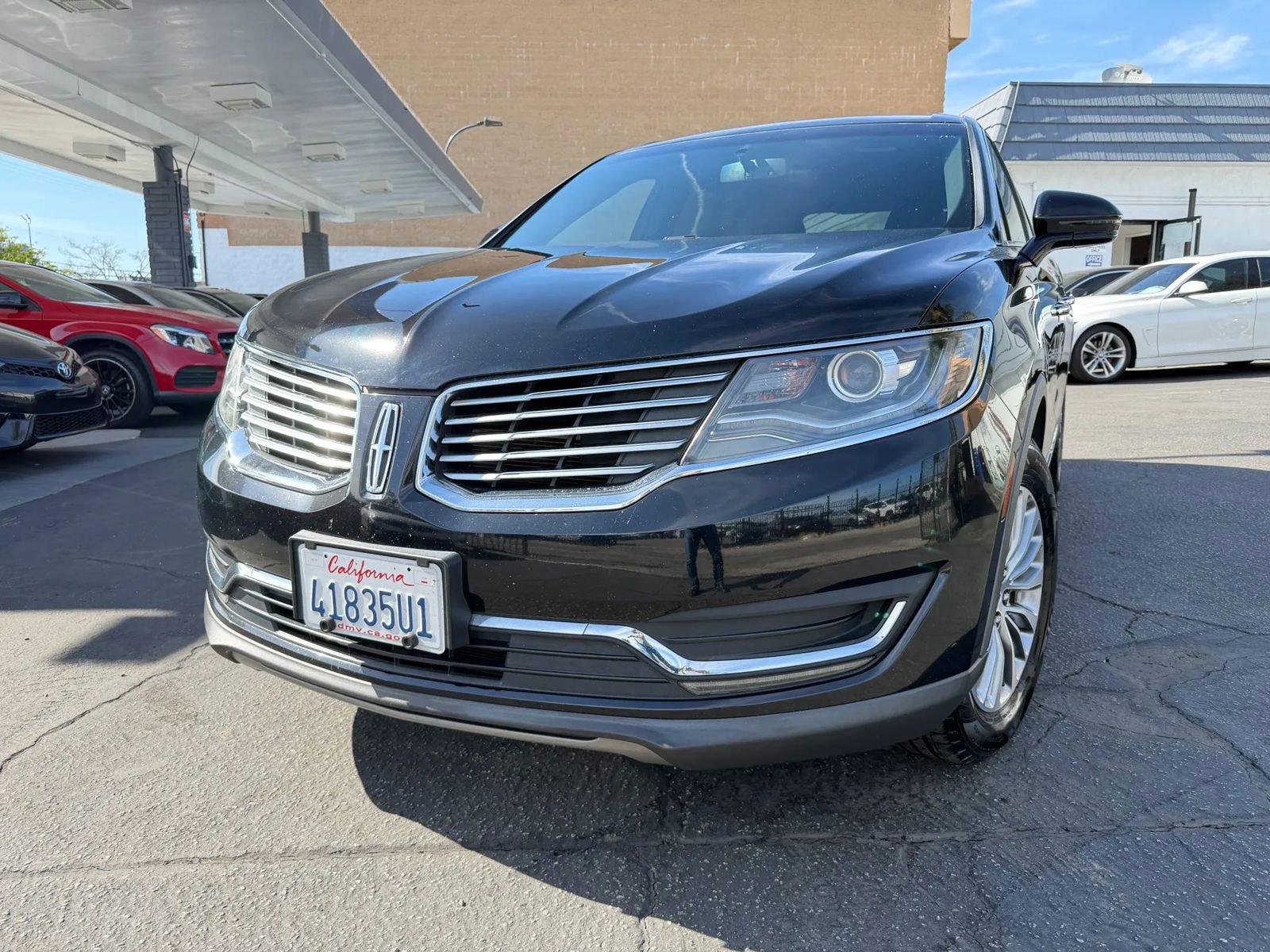 Used 2016 Lincoln MKX Select image 3