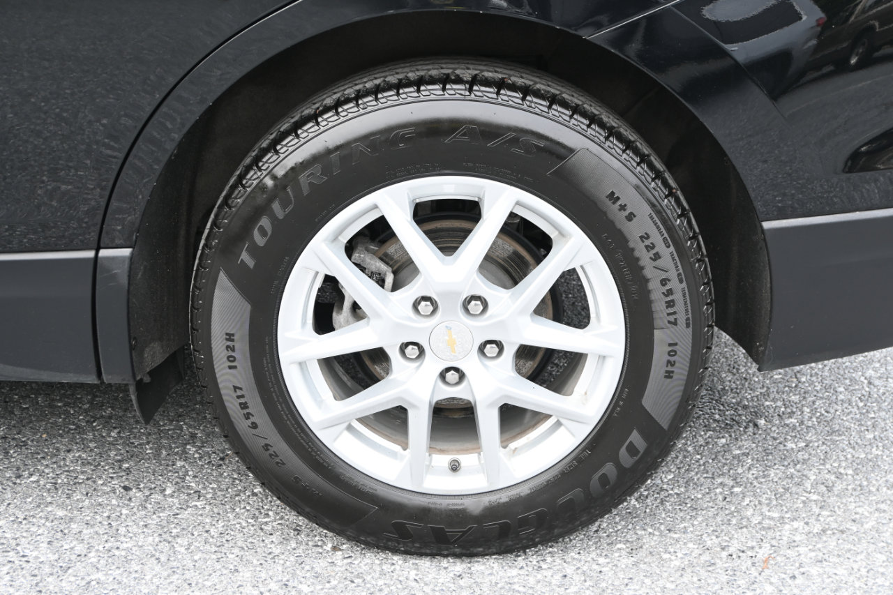 Used 2024 Chevrolet Equinox LT image 38