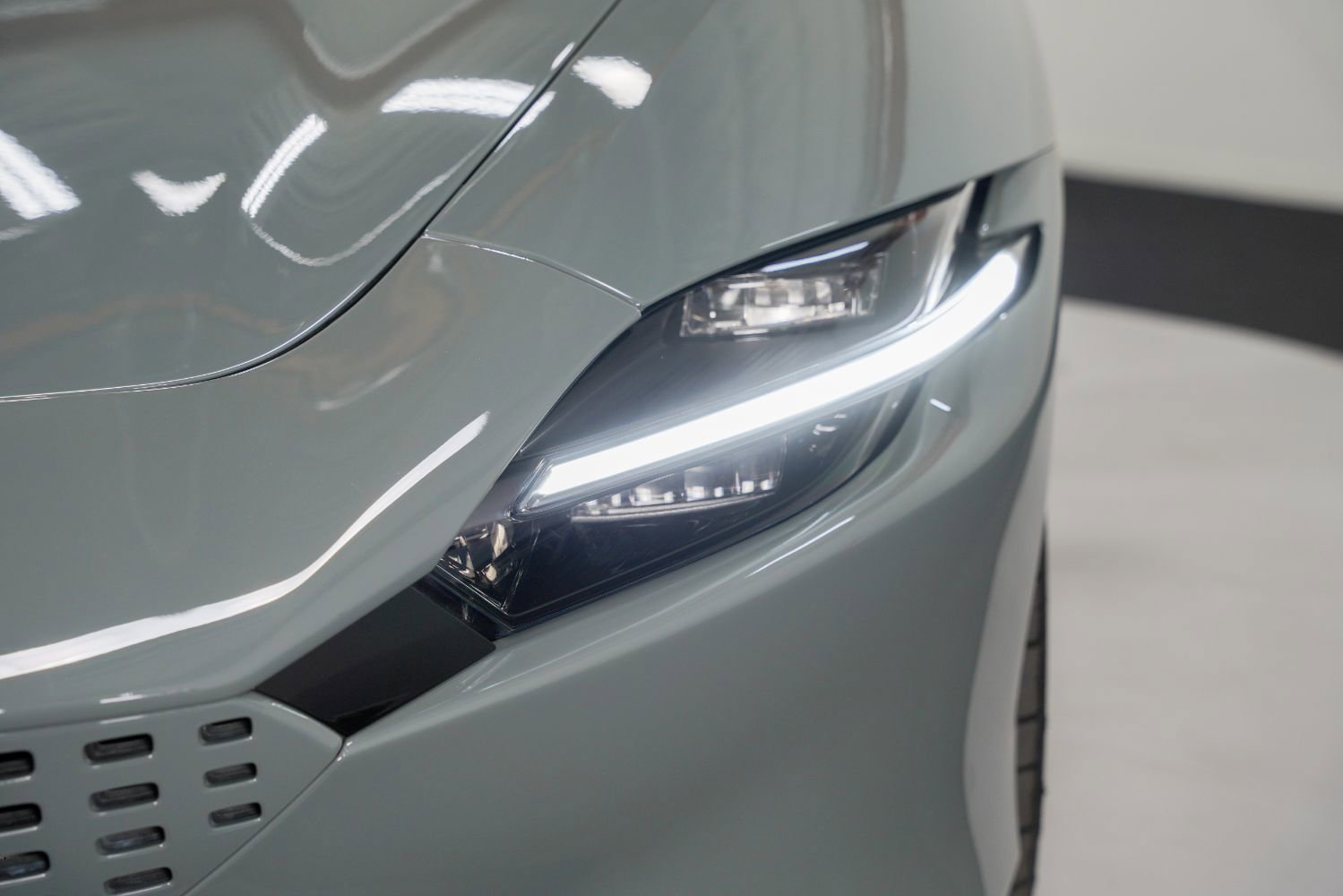 Used 2022 Ferrari Roma image 13