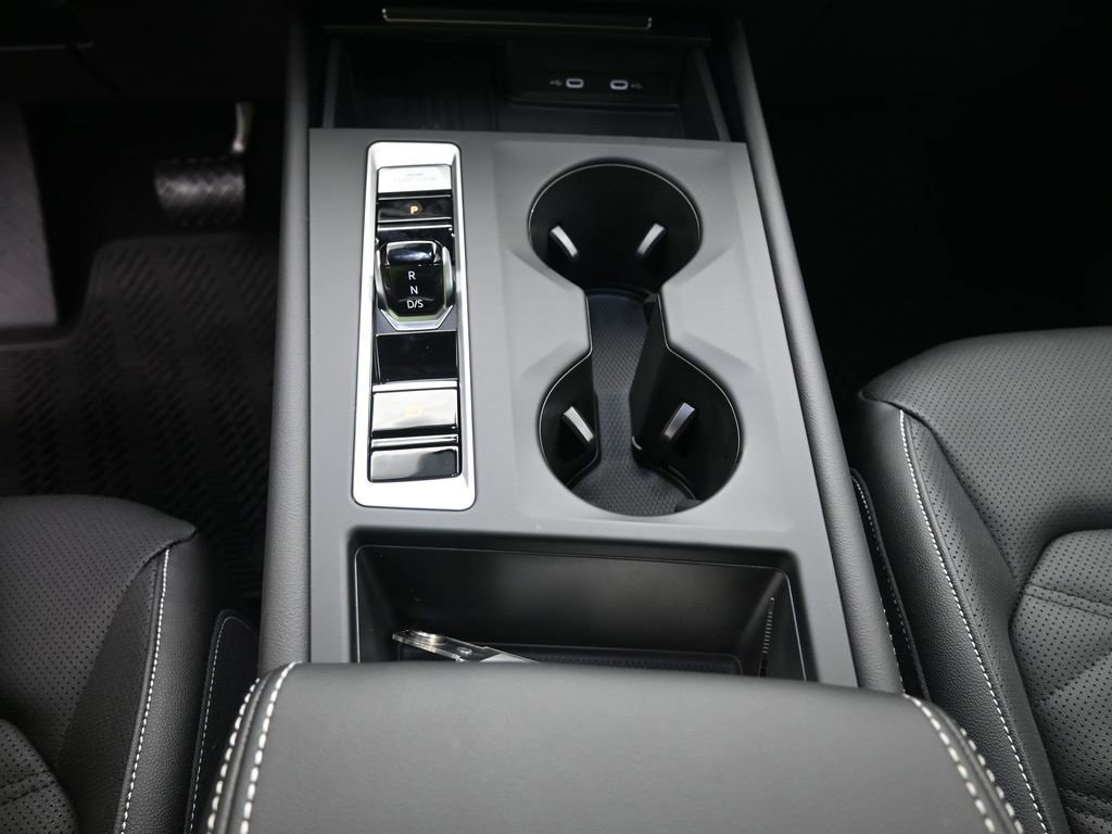 New 2026 Volkswagen Atlas SE image 13