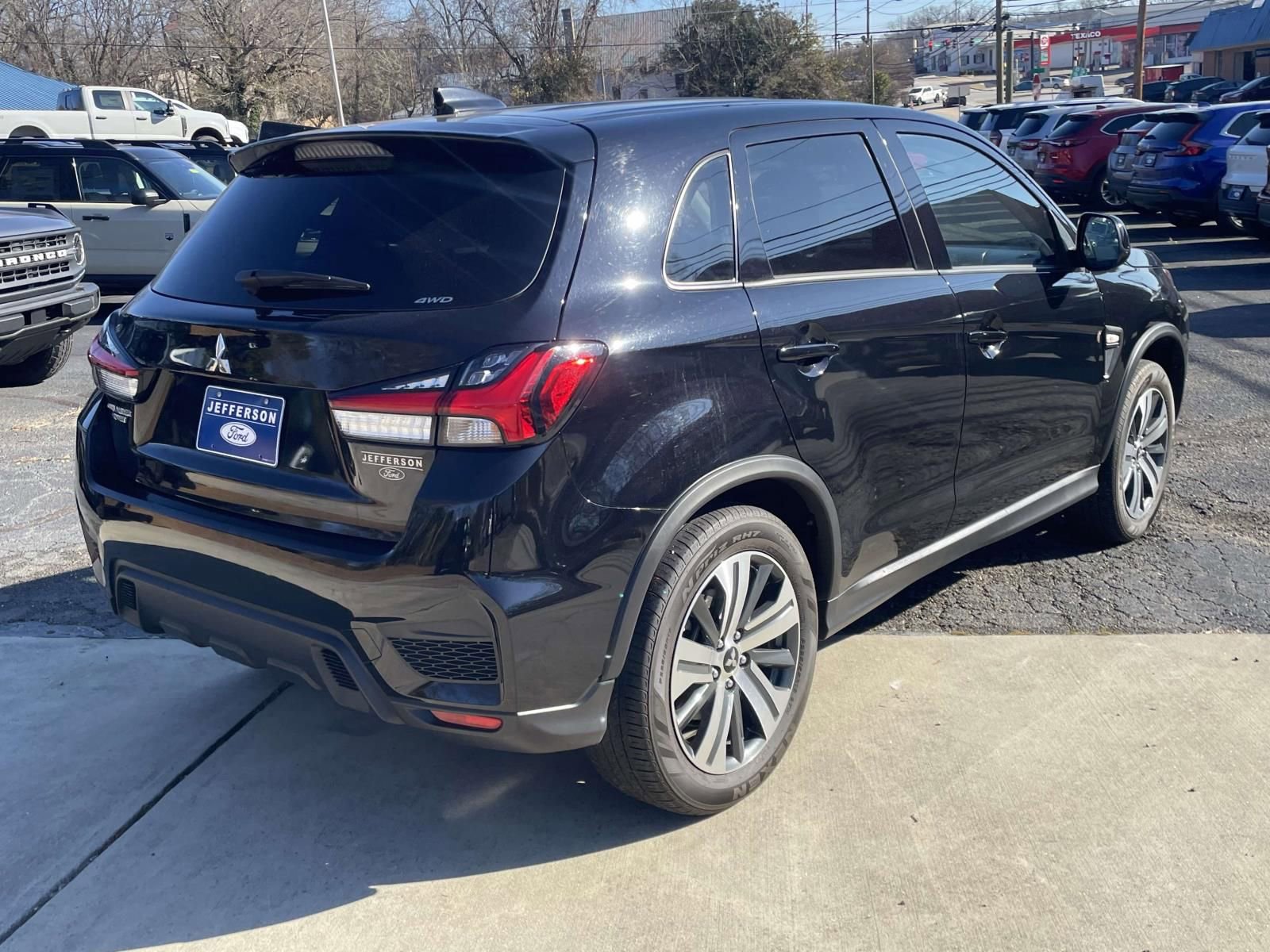 Used 2024 Mitsubishi Outlander Sport ES image 3