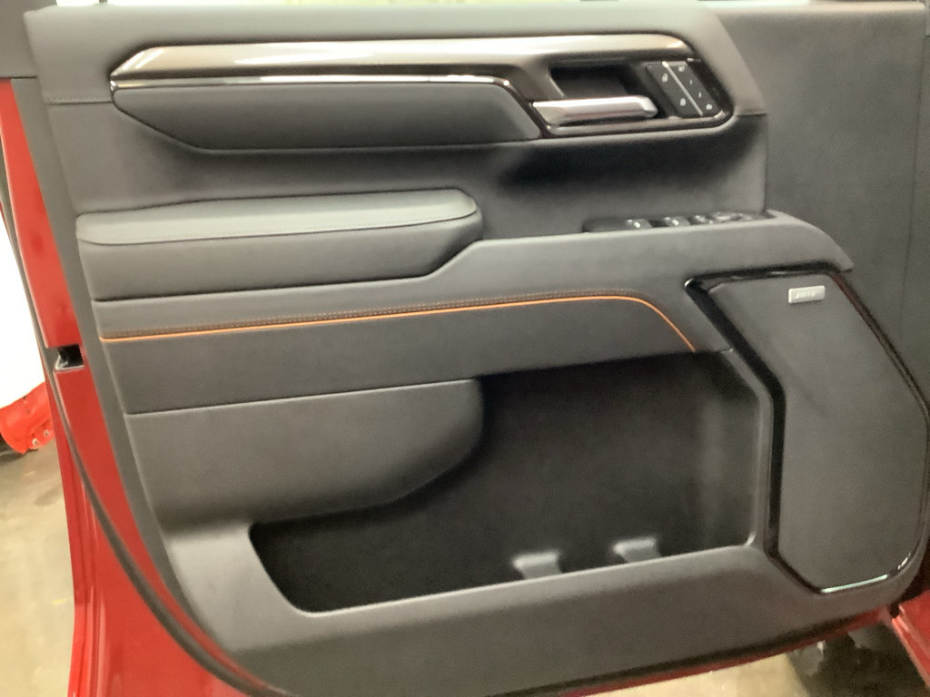 New 2026 GMC Sierra 2500 AT4 w/ AT4 Premium Plus Package AWD/4WD image 11