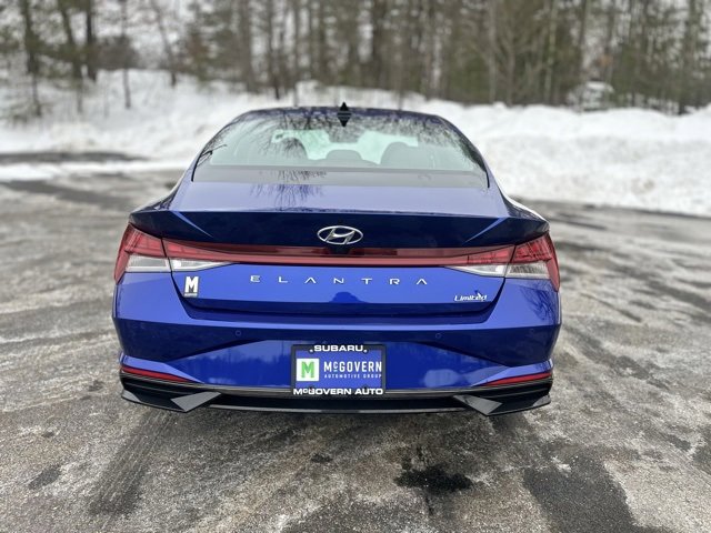 Used 2023 Hyundai Elantra Limited image 7