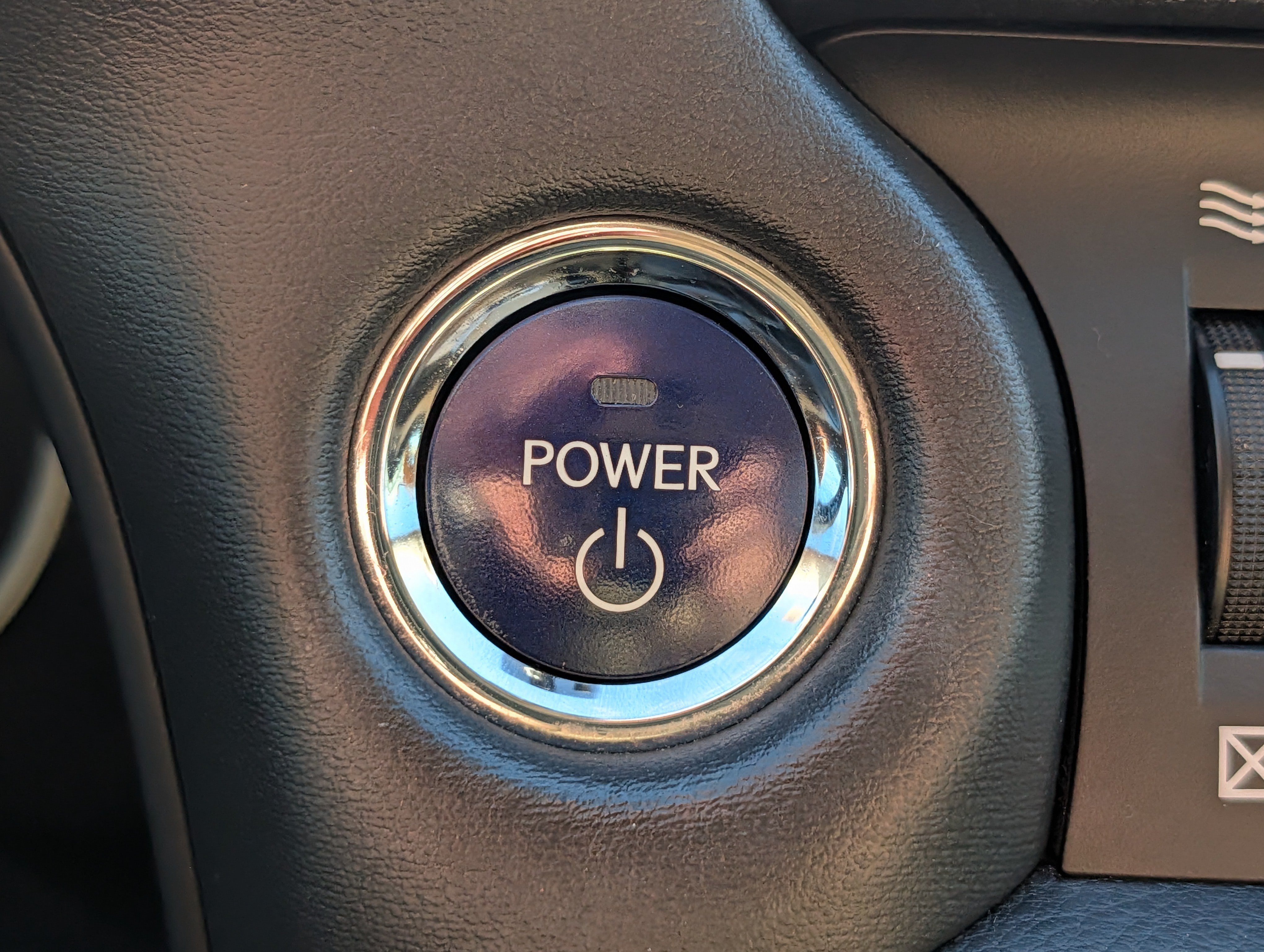 Used 2015 Lexus CT 200h FWD image 29