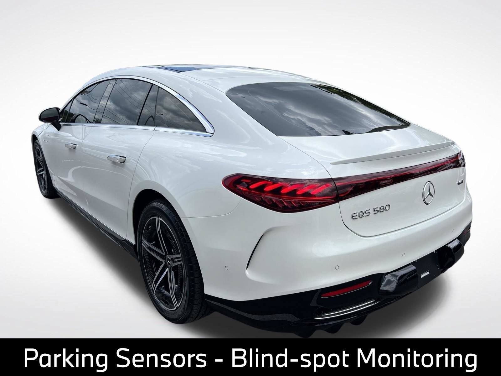Used 2022 Mercedes-Benz EQS 580 4MATIC Sedan image 9