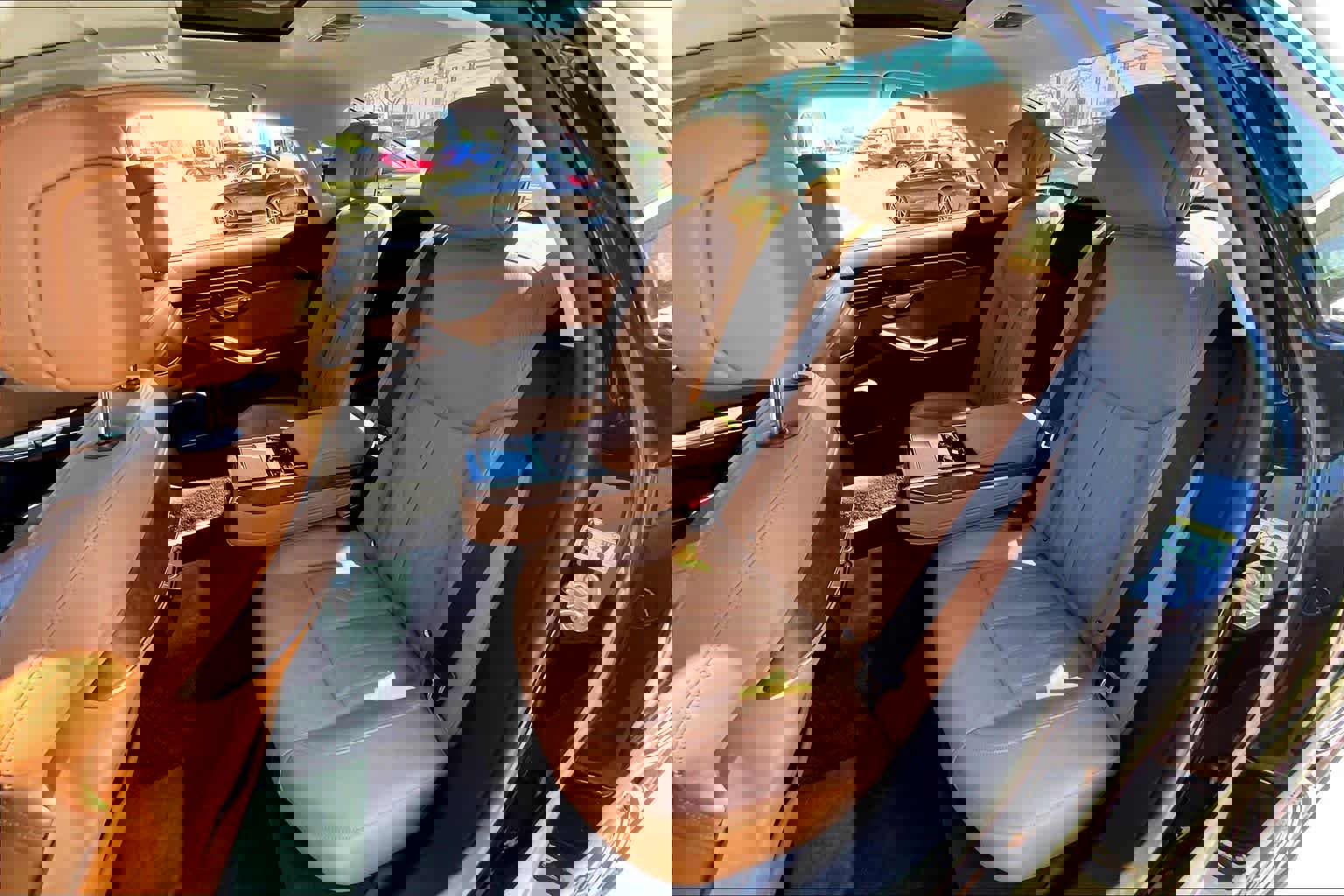 Used 2022 Audi A8 L 3.0T image 19