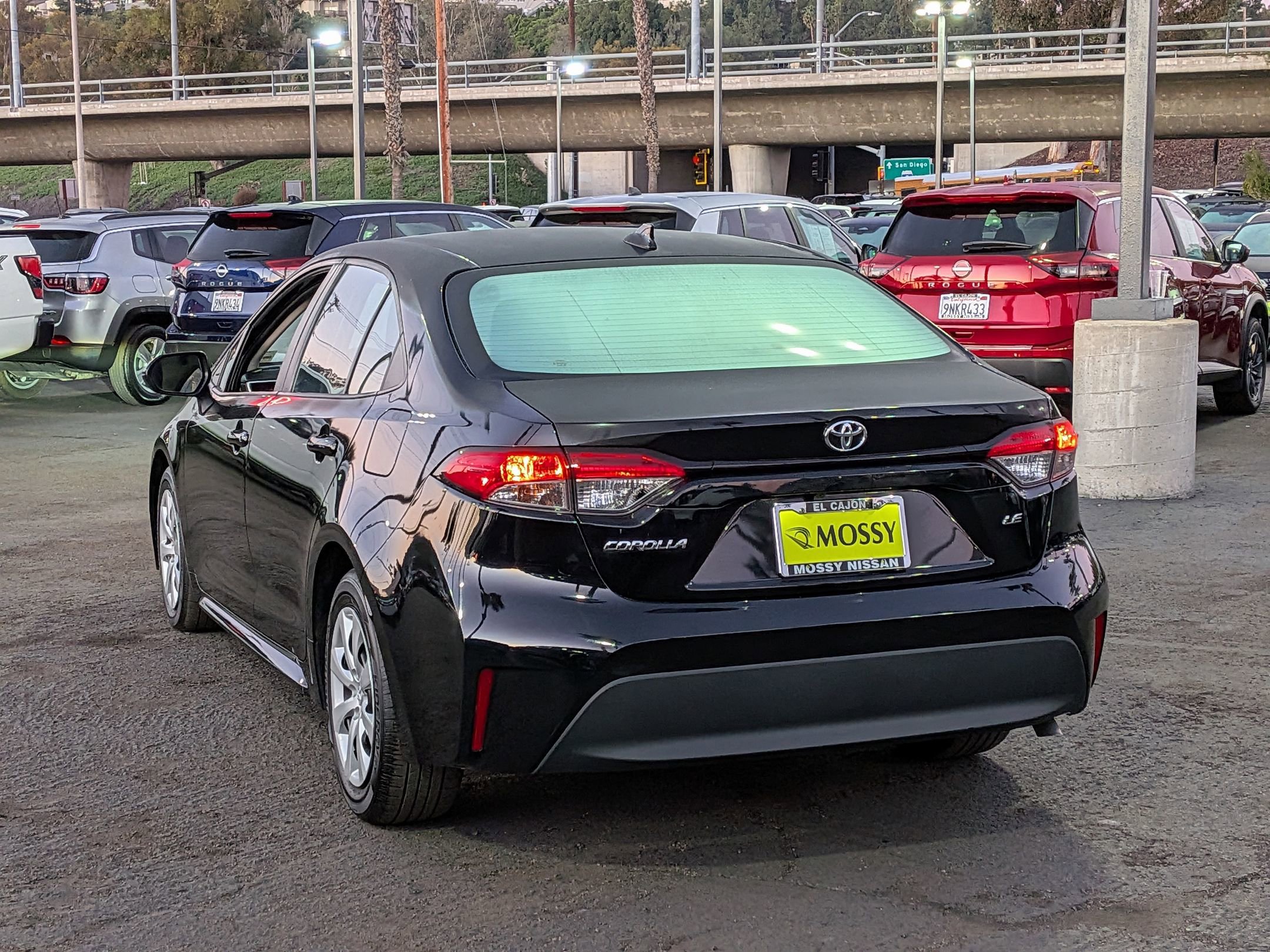 Used 2024 Toyota Corolla LE image 8