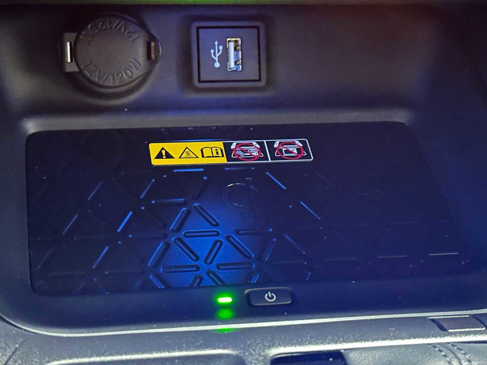 Certified 2025 Toyota RAV4 XSE image 16