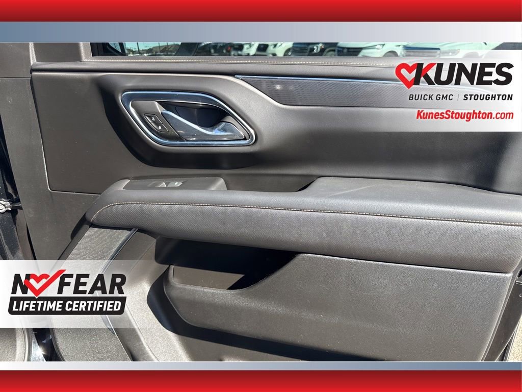 Used 2023 GMC Yukon AT4 image 41