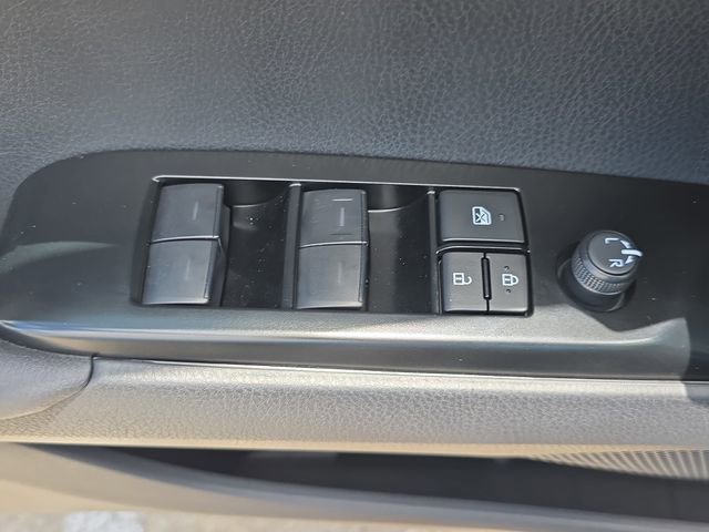 Used 2026 Toyota Camry SE w/ Convenience Package FWD image 28