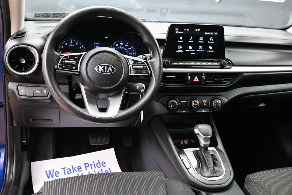 Used 2020 Kia Forte LXS FWD image 27
