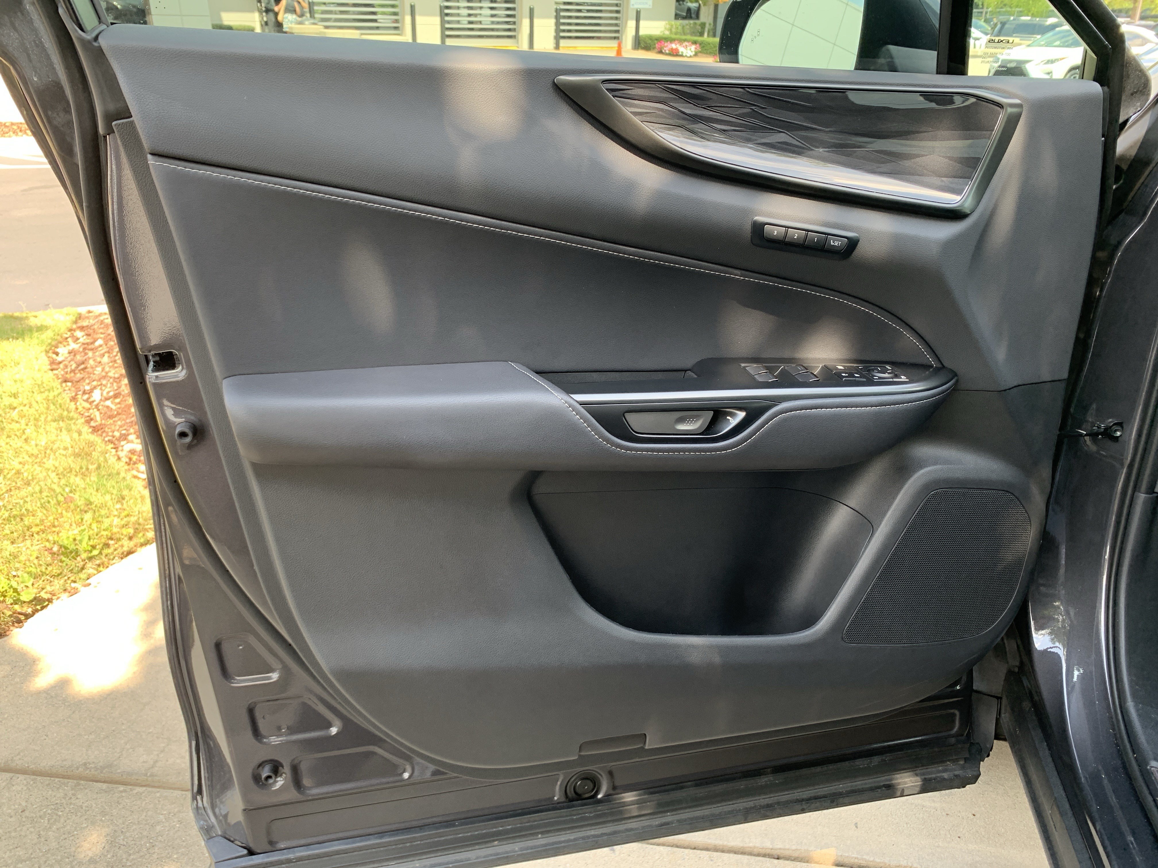 Used 2025 Lexus NX 250 FWD w/ Accessory Package (2T) image 14