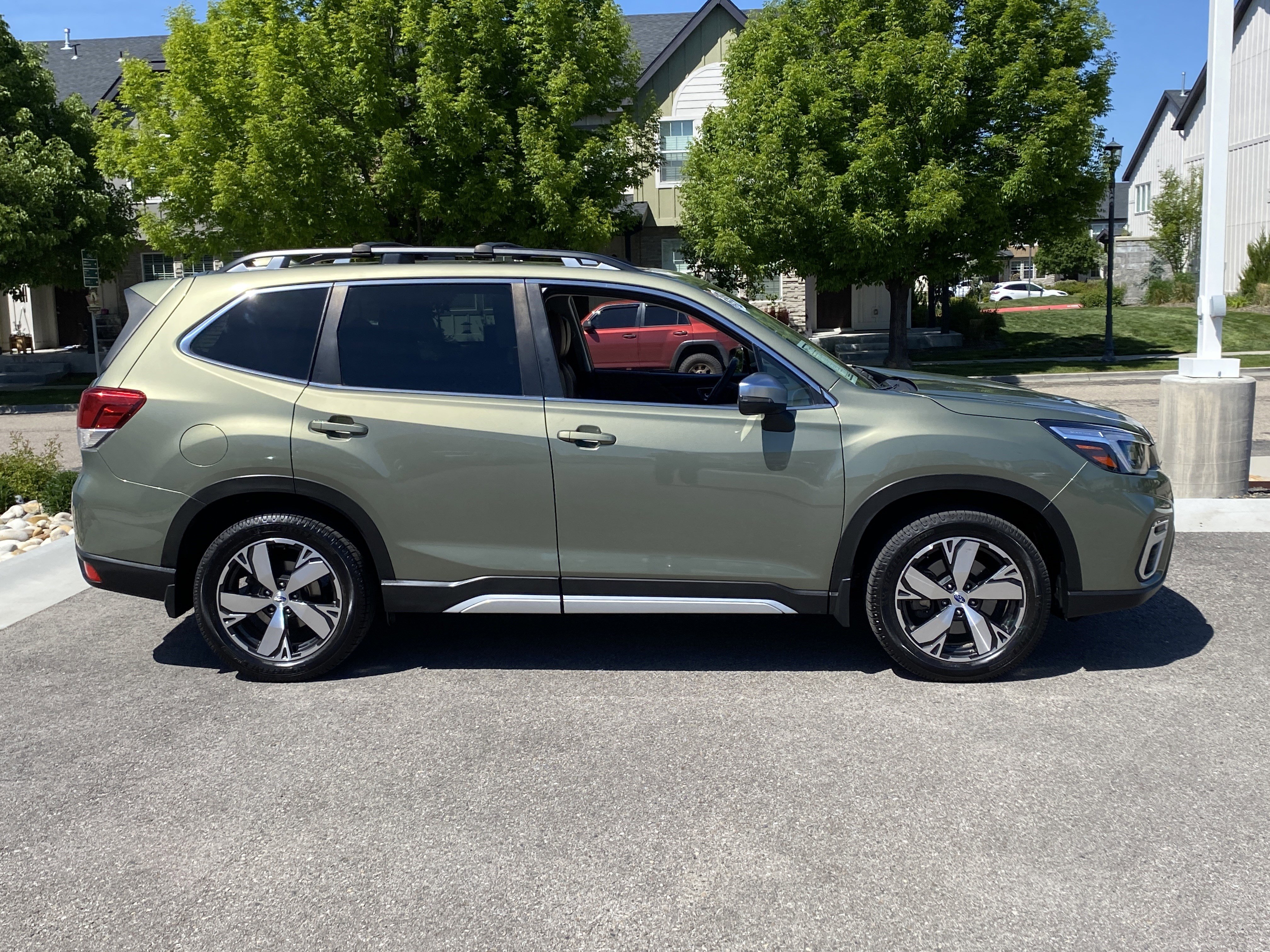 Used 2020 Subaru Forester Touring AWD/4WD image 7