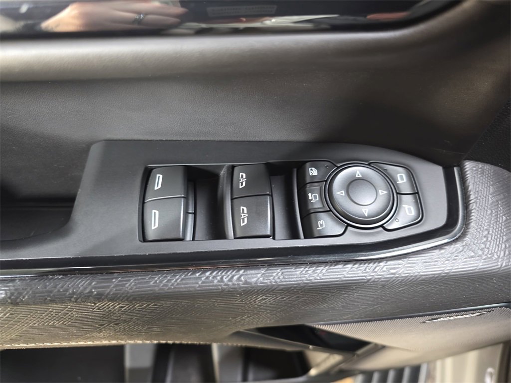 Used 2024 GMC Sierra 2500 AT4X image 30