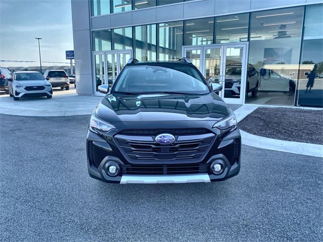 New 2025 Subaru Outback Touring w/ Popular Package #2 image 7