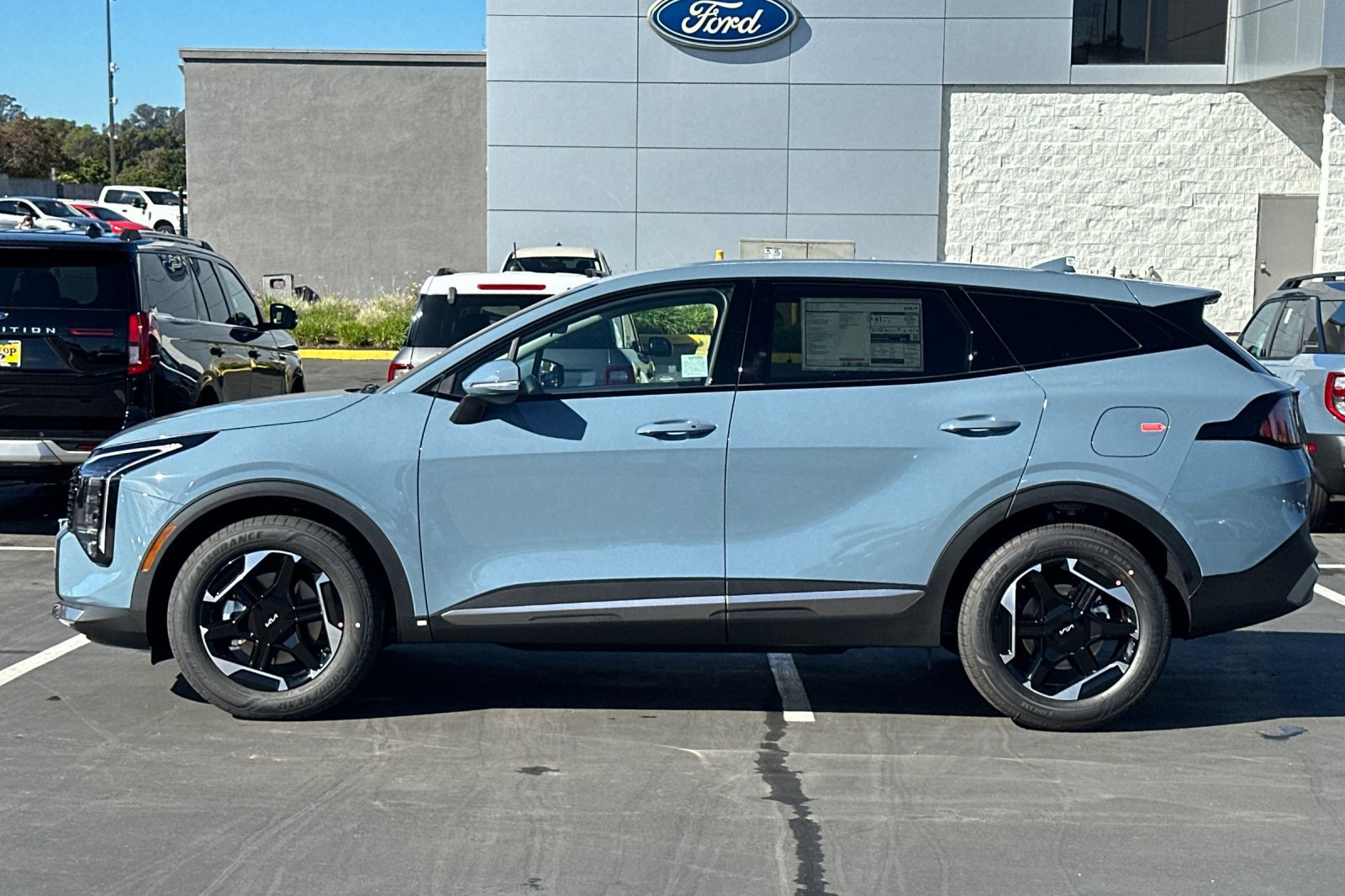 New 2027 Kia Sportage S FWD image 7
