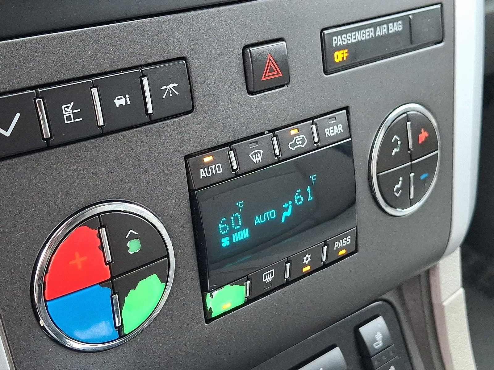 Used 2010 Chevrolet Traverse LT w/ Personal Connectivity Package FWD image 16