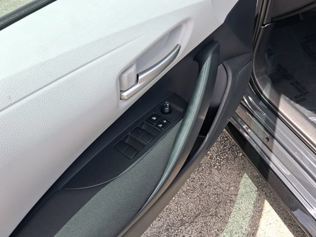 Used 2026 Toyota Corolla SE FWD image 14