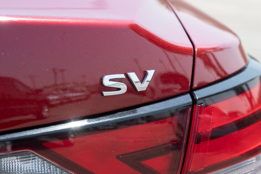 Used 2024 Nissan Sentra SV FWD image 13