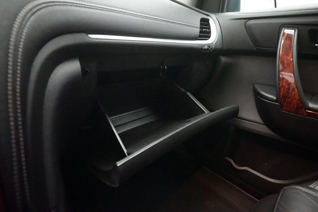 Used 2013 Chevrolet Traverse LTZ image 31