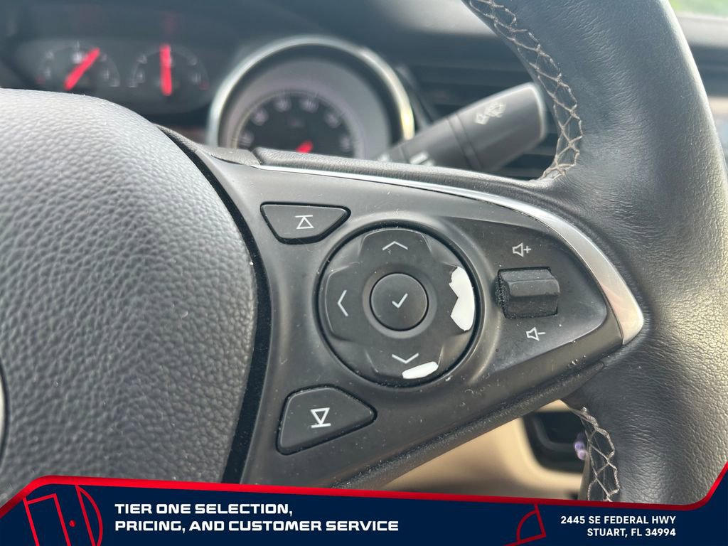 Used 2018 Buick Regal Preferred w/ Sights and Sounds Package FWD image 20