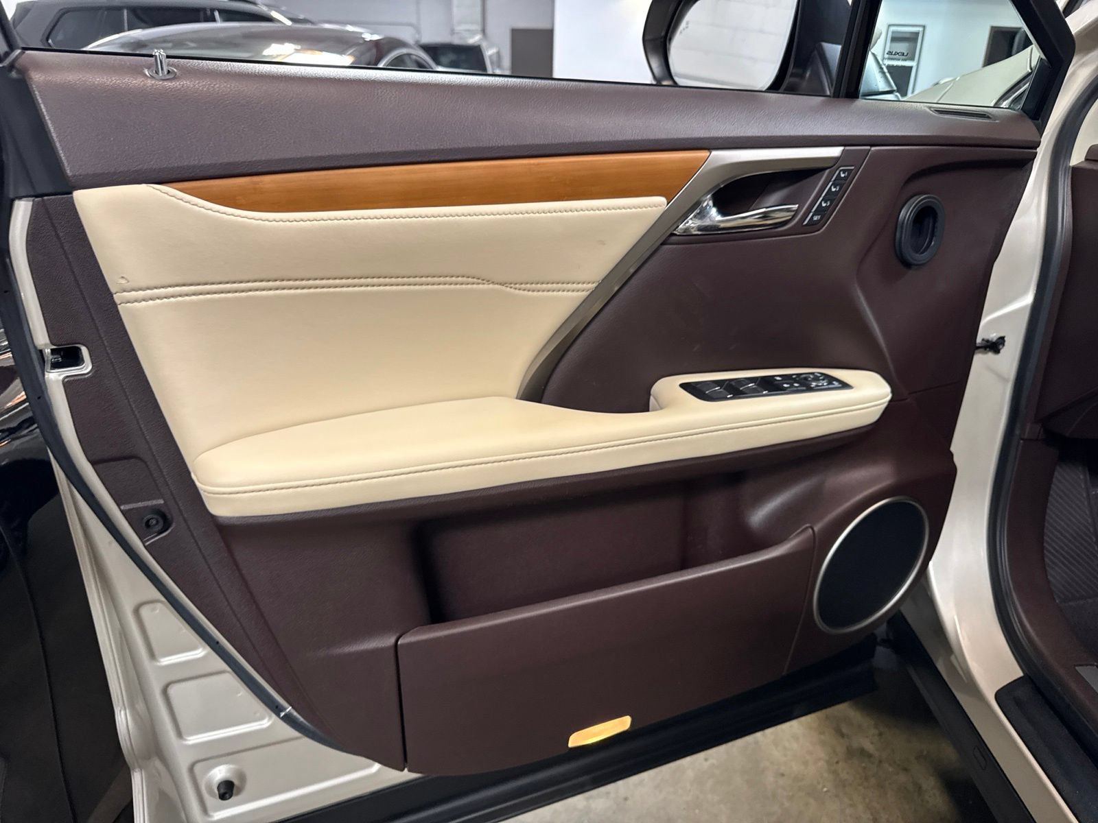 Used 2018 Lexus RX 350 FWD w/ Premium Package image 10