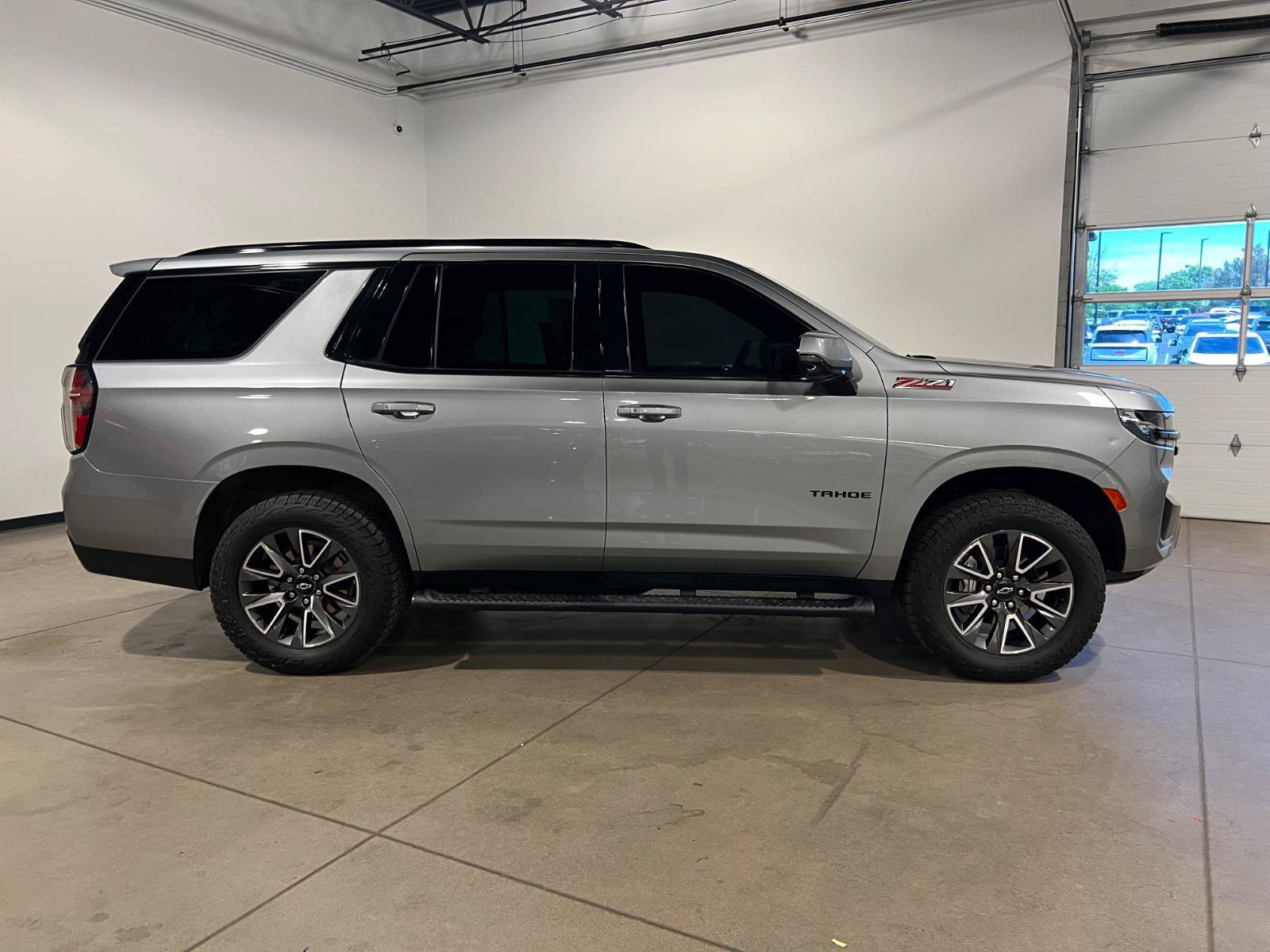 Used 2023 Chevrolet Tahoe Z71 w/ Z71 Off-Road Package AWD/4WD image 1
