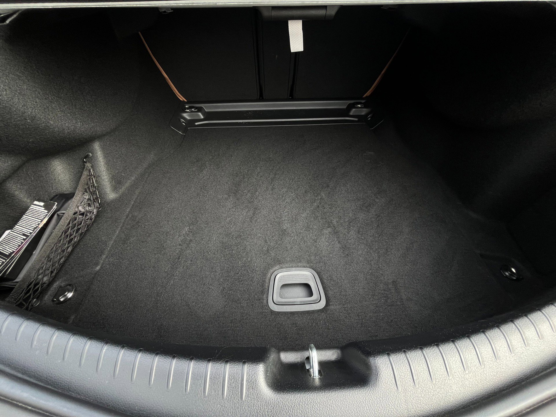 Used 2024 Mercedes-Benz CLE 300 4MATIC Coupe image 30