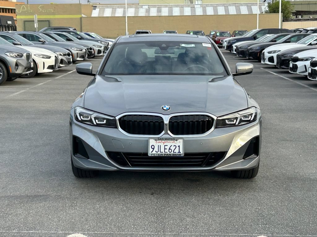 Used 2024 BMW 330i Sedan w/ Convenience Package RWD image 8