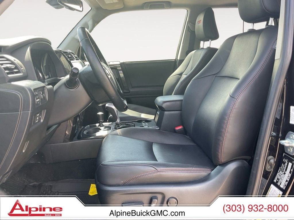 Used 2024 Toyota 4Runner TRD Off-Road Premium w/ Moonroof Package AWD/4WD image 9