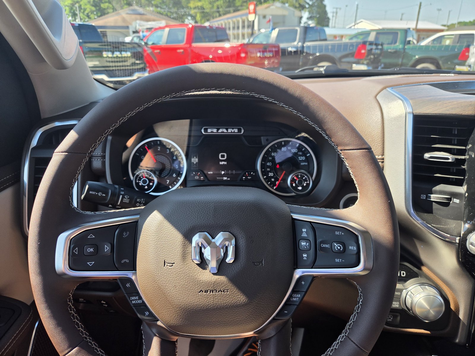 New 2027 RAM 1500 Laramie w/ Chrome Appearance Group AWD/4WD image 13