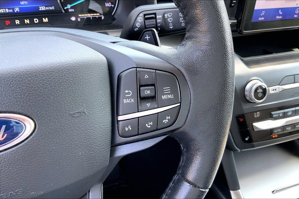 Used 2020 Ford Explorer XLT w/ Equipment Group 202A AWD/4WD image 18
