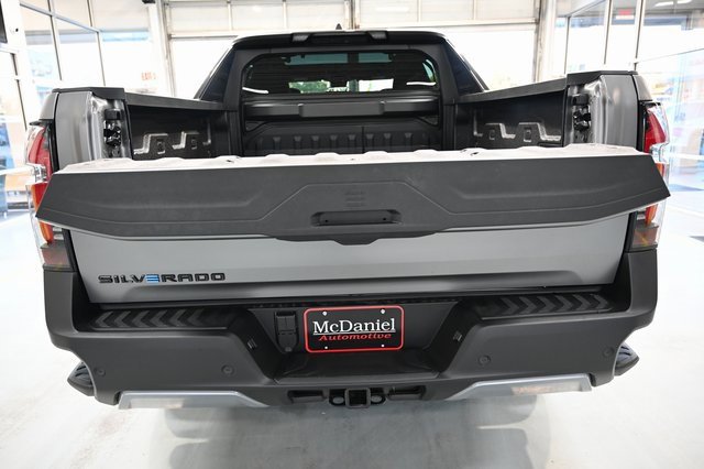 New 2026 Chevrolet Silverado EV Trail Boss w/ Premium Package image 7