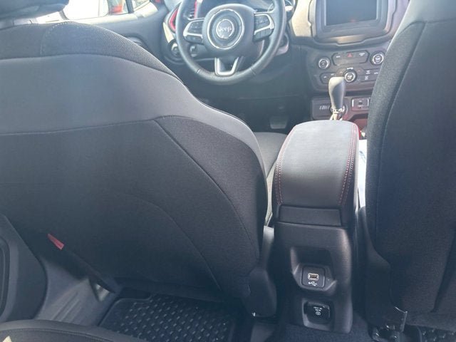 Used 2020 Jeep Renegade Trailhawk w/ Cold Weather Group AWD/4WD image 21