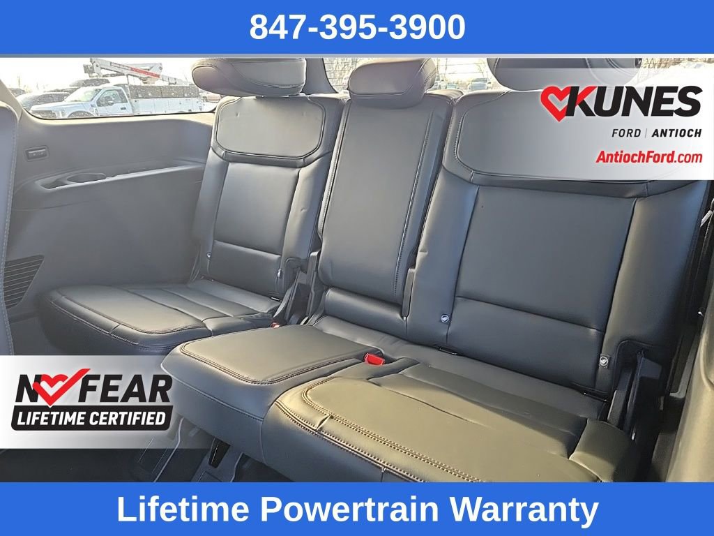 Used 2025 Ford Expedition Active image 14