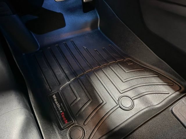 Used 2020 Ford Mustang Premium w/ Pony Package RWD image 18