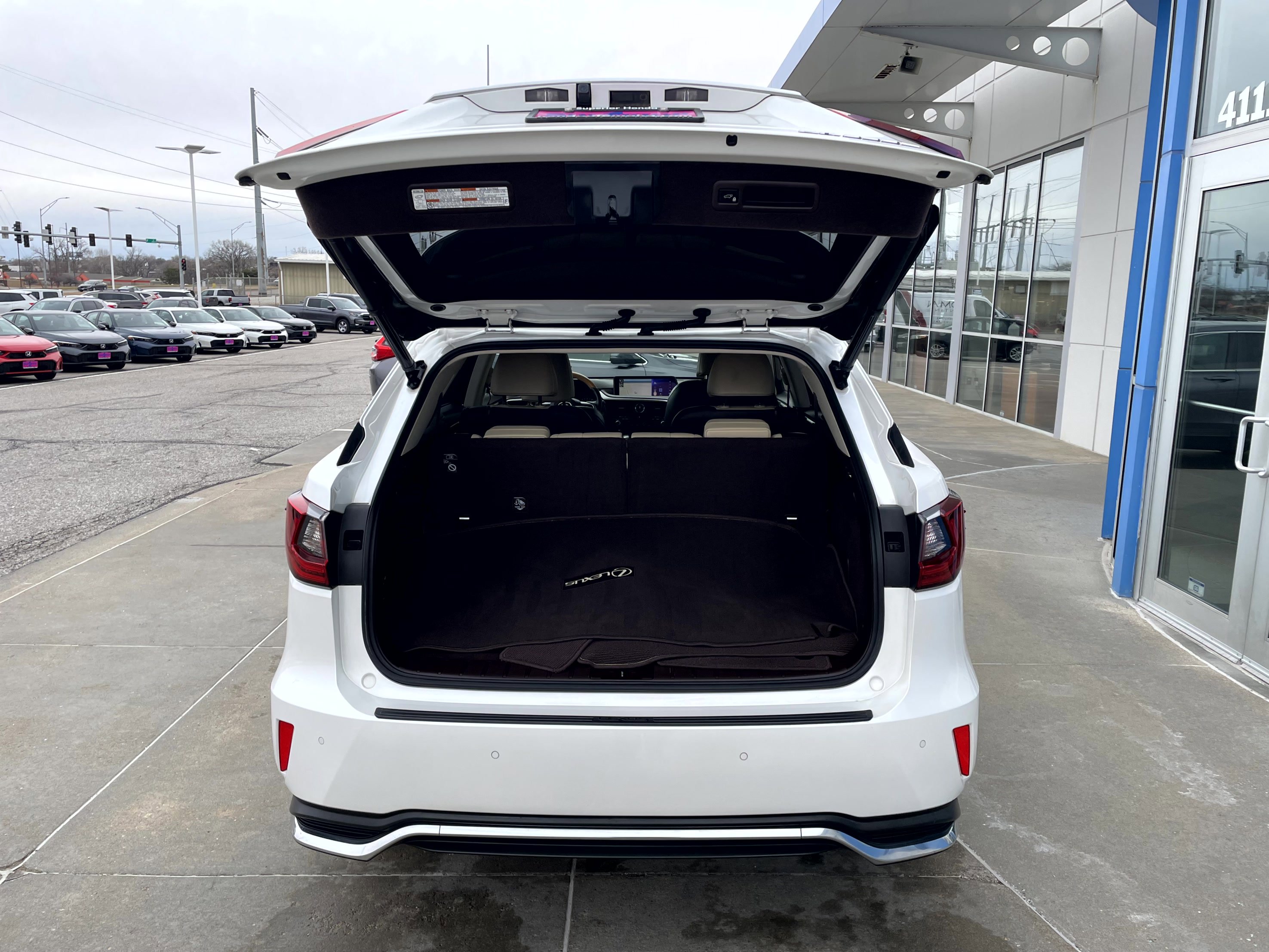 Used 2019 Lexus RX 350L Luxury image 8