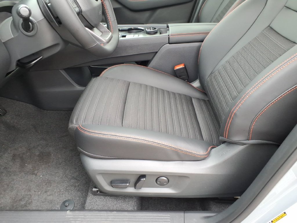 New 2027 Nissan Rogue SV w/ Rock Creek Premium Package AWD/4WD image 18