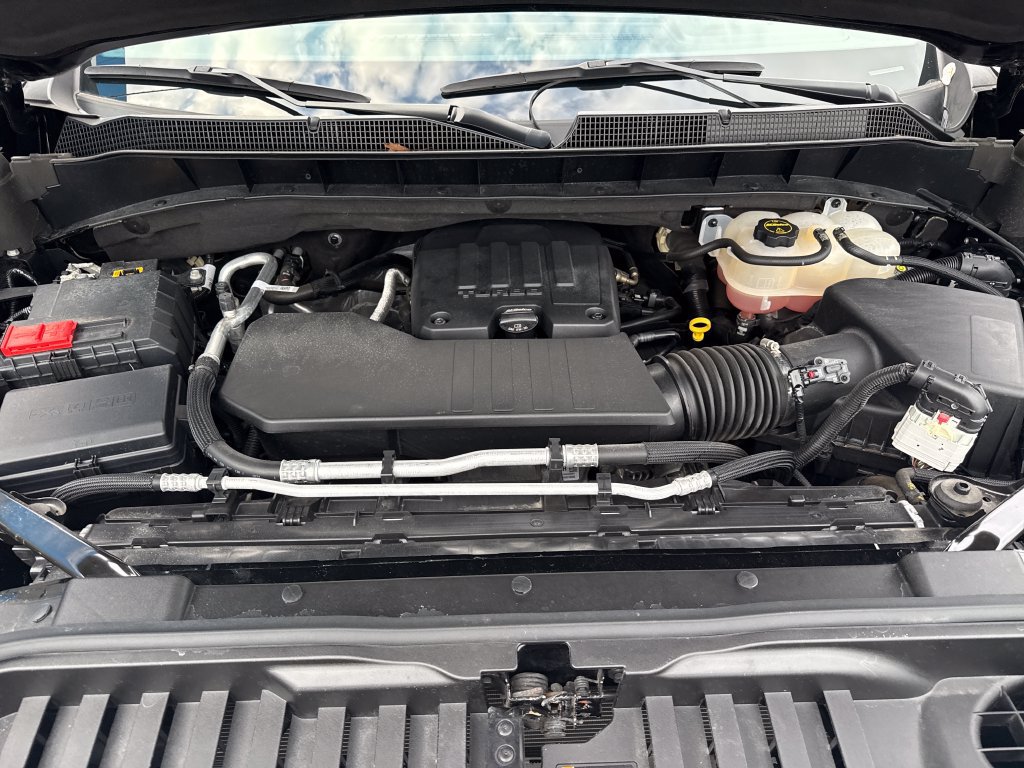 Used 2024 Chevrolet Silverado 1500 LT AWD/4WD image 26