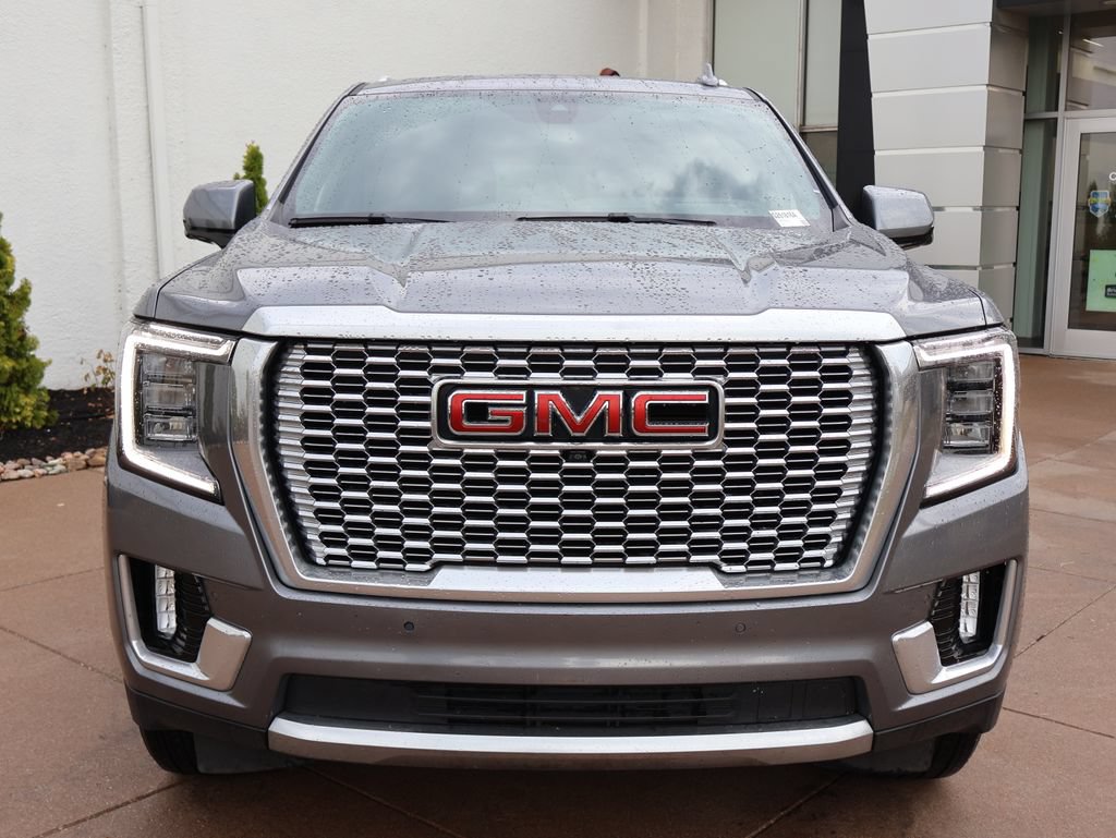 Certified 2021 GMC Yukon Denali w/ Denali Ultimate Package AWD/4WD image 2