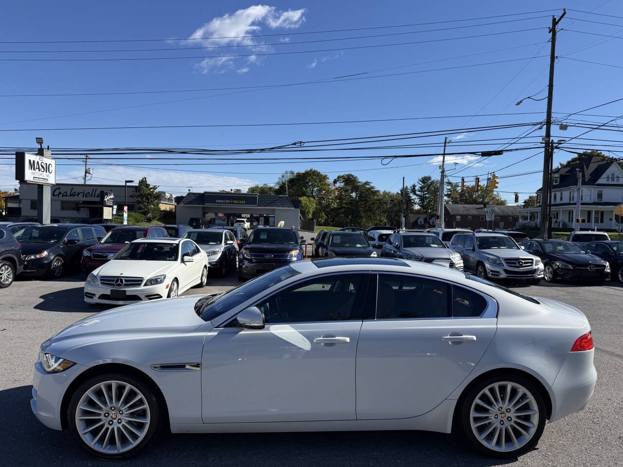 Used 2018 Jaguar XE Portfolio AWD/4WD image 5