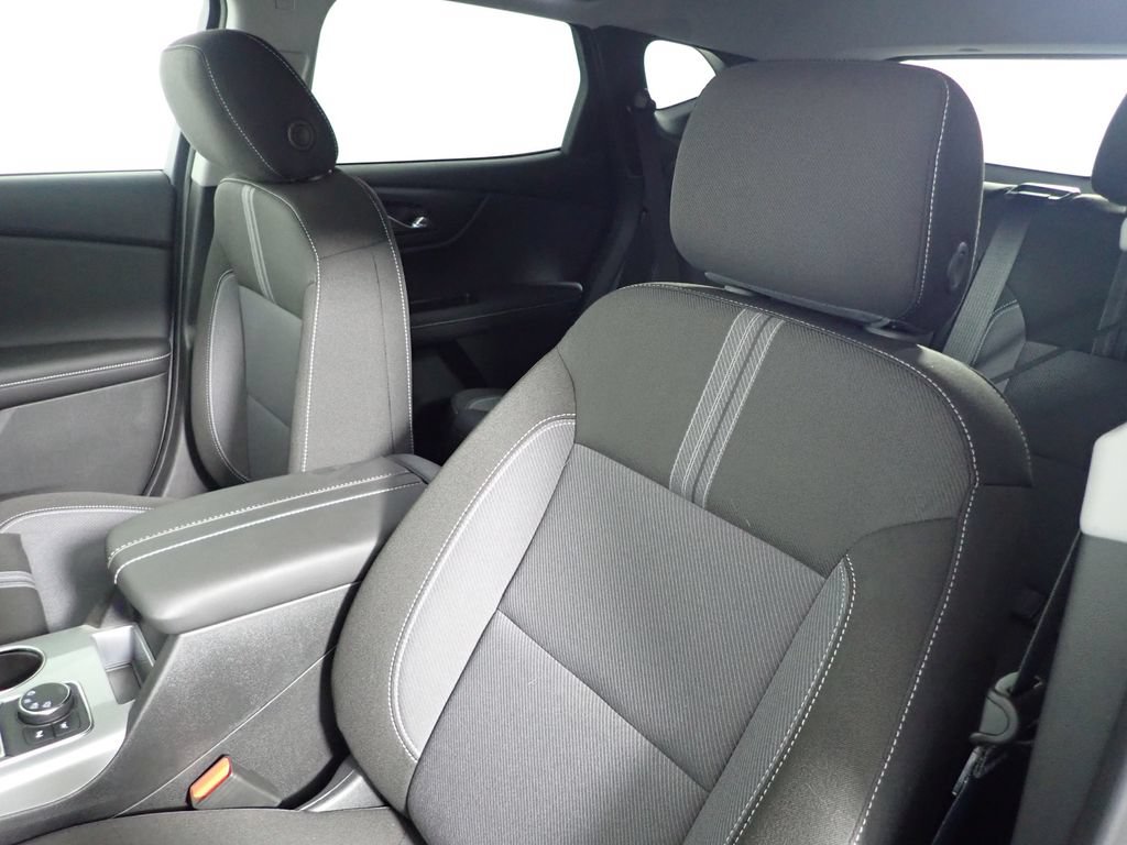 New 2026 Chevrolet Blazer LT w/ LPO, Floor Liner Package AWD/4WD image 22