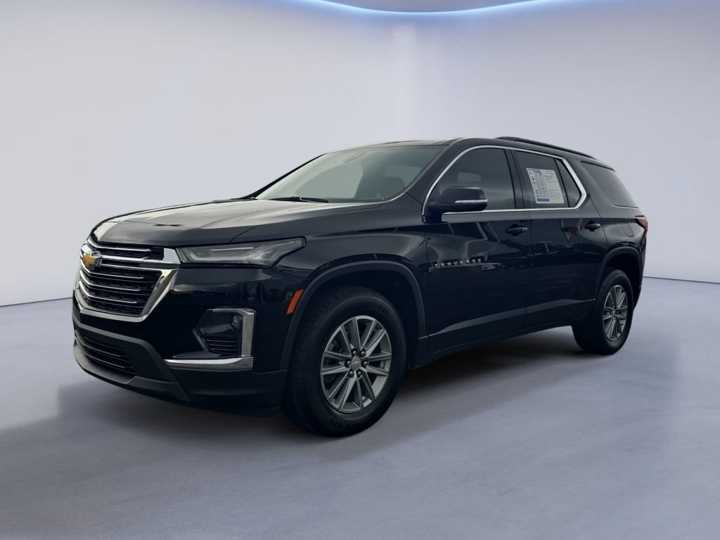 Used 2023 Chevrolet Traverse LT