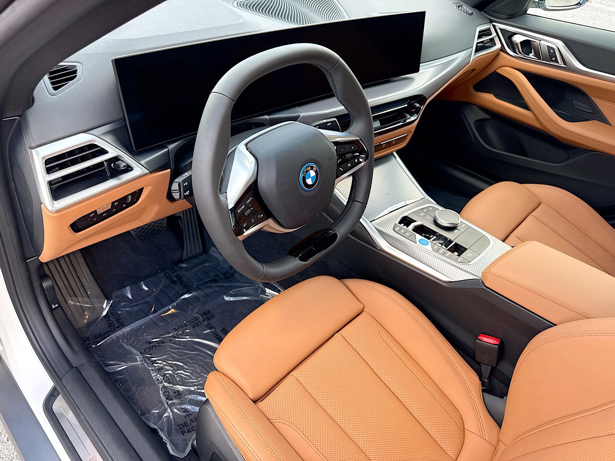 New 2026 BMW i4 eDrive40 w/ Parking Assistance Package image 25