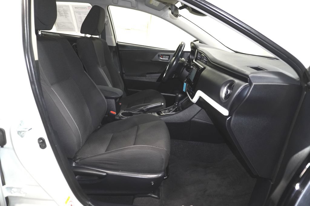 Used 2017 Toyota Corolla iM w/ Carpet Mat Package FWD image 12