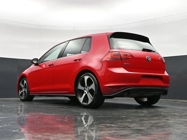 Used 2016 Volkswagen Golf 4-Door FWD image 46