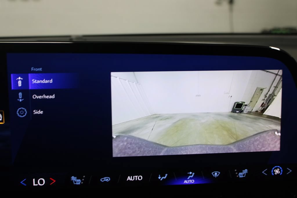 Used 2024 Chevrolet Blazer EV LT AWD/4WD image 46