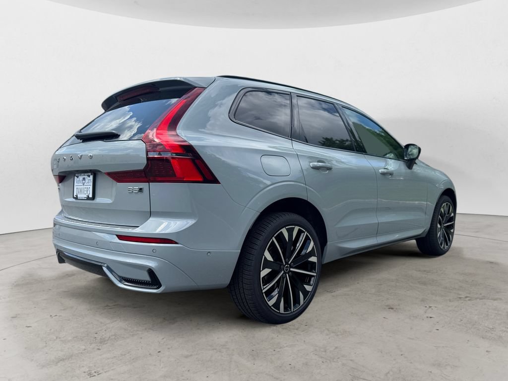 New 2026 Volvo XC60 B5 Ultra w/ Protection Package Premier AWD/4WD image 7