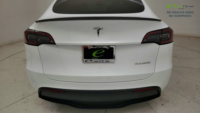 Used 2025 Tesla Model Y Performance AWD/4WD image 27