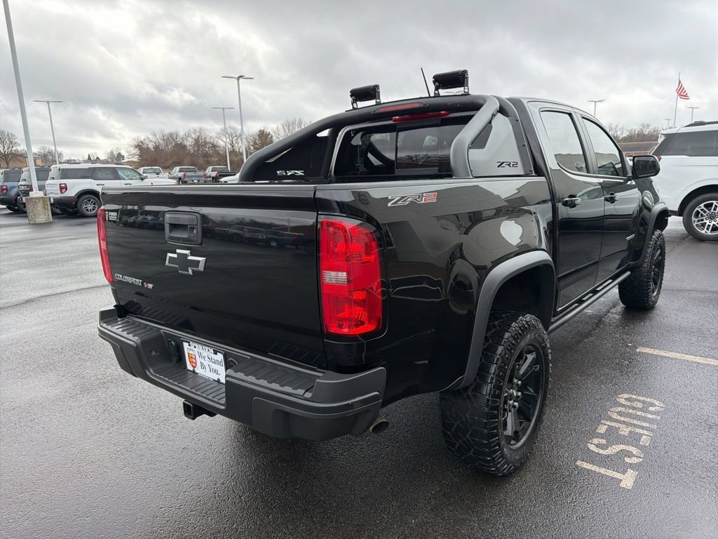 Used 2019 Chevrolet Colorado ZR2 w/ ZR2 Midnight Special Edition AWD/4WD image 5